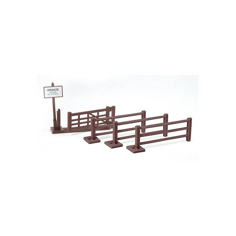 Britains 40951 Farm Gate and Fencing